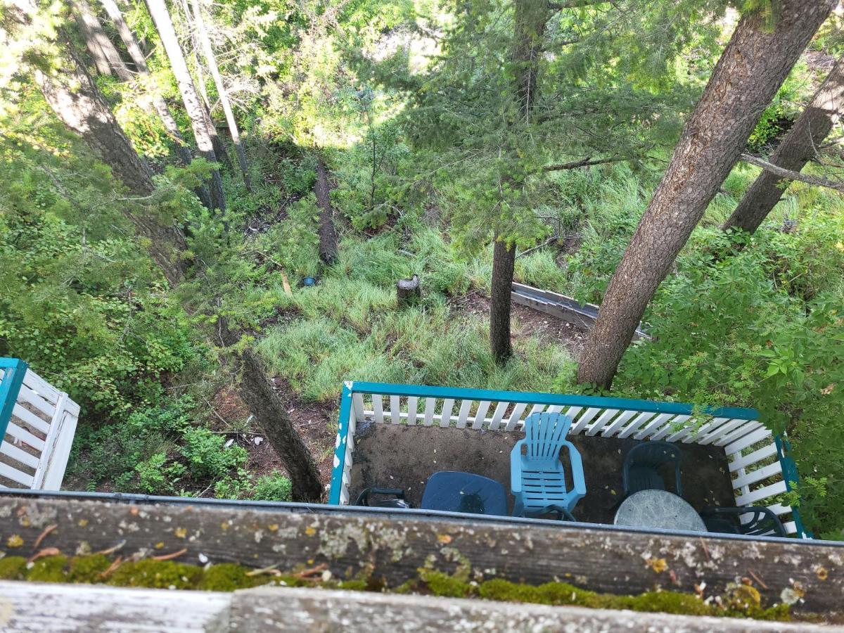 Appletree Inn Radium Hot Springs Bagian luar foto